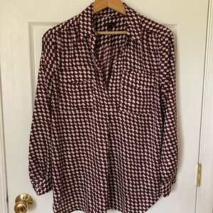 Maroon checkered Ann Taylor Camp Shirt